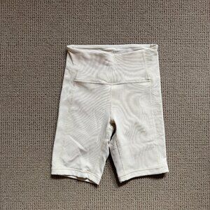 lululemon ribbed luxtreme biker shorts